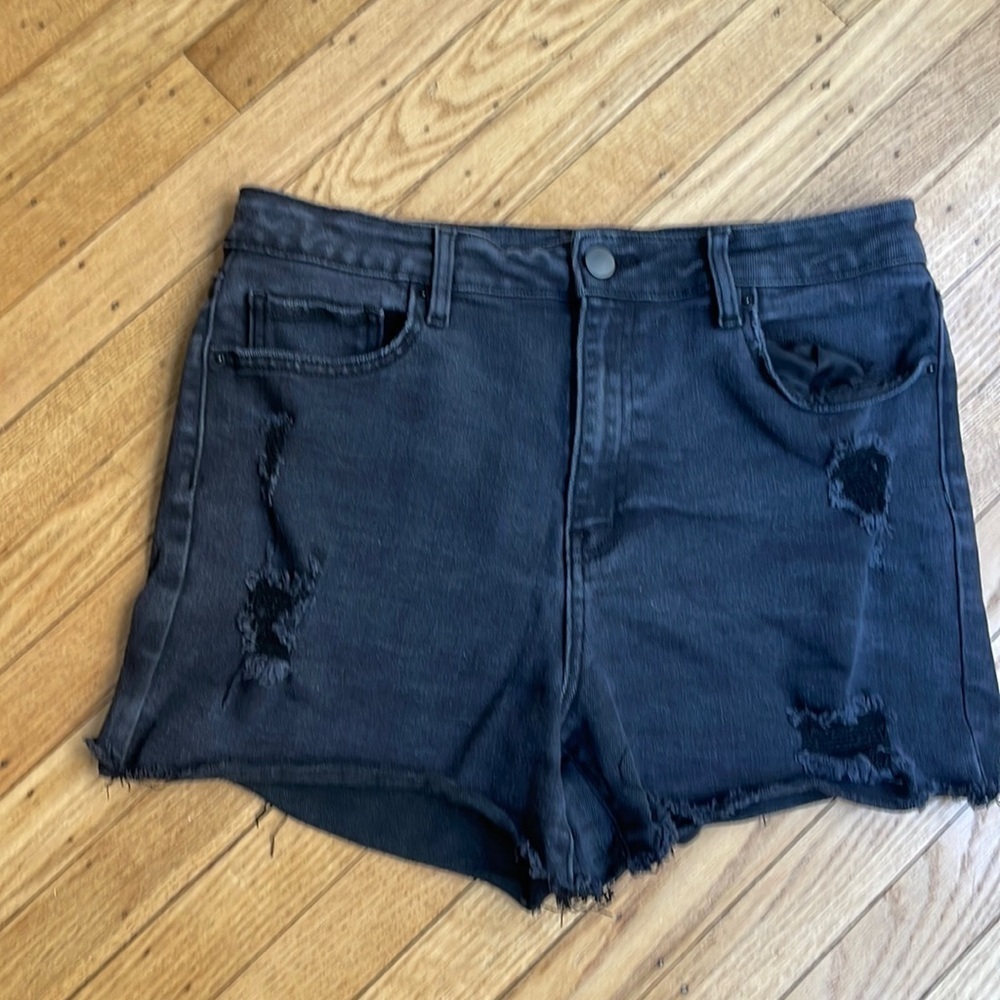 Fashion Nova Juniors Black Distressed Ripped Denim Jean Shorts Size 13